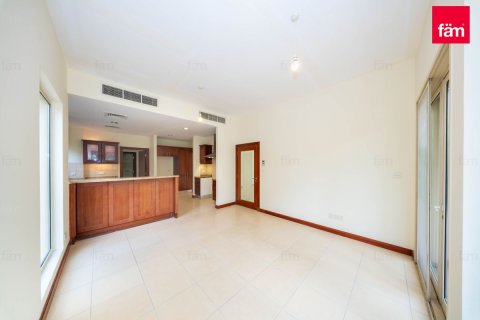 3 bedrooms Villa in Dubai, UAE No. 166214 12