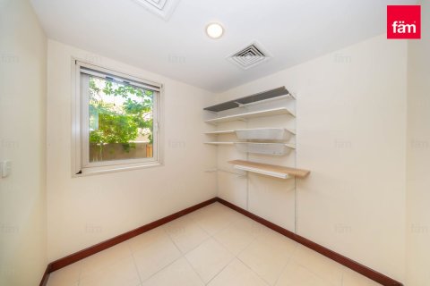 3 bedrooms Villa in Dubai, UAE No. 166214 26