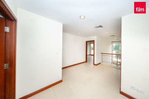 3 bedrooms Villa in Dubai, UAE No. 166214 15