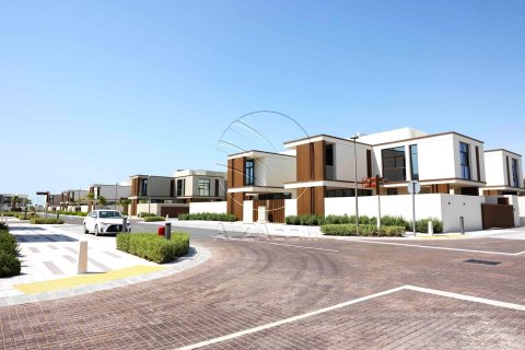 3 bedrooms Townhouse in Abu Dhabi, UAE No. 91114 2