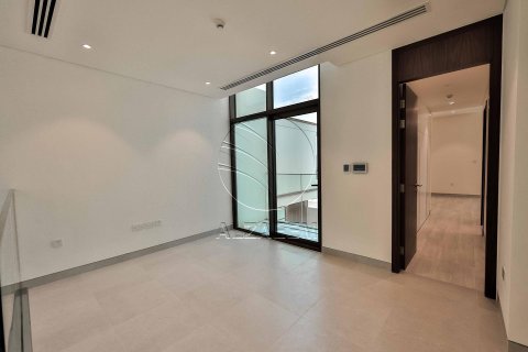 3 bedrooms Townhouse in Abu Dhabi, UAE No. 91114 18