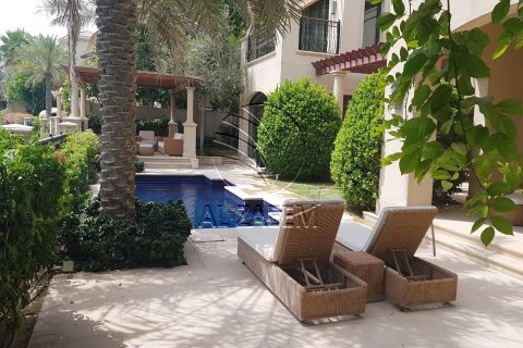 Villa de 6 dormitorios en  Saadiyat Island, UAE No. 91099 19
