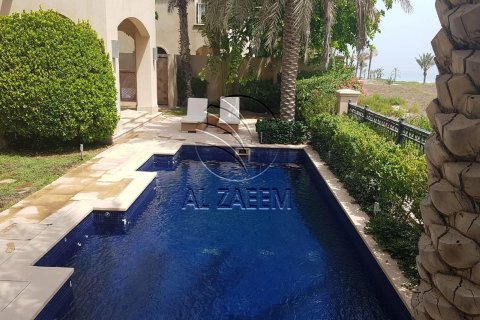Villa de 6 dormitorios en  Saadiyat Island, UAE No. 91099 15