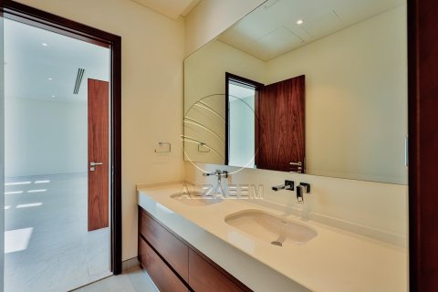 Villa de 5 dormitorios en Abu Dhabi, UAE No. 91111 14