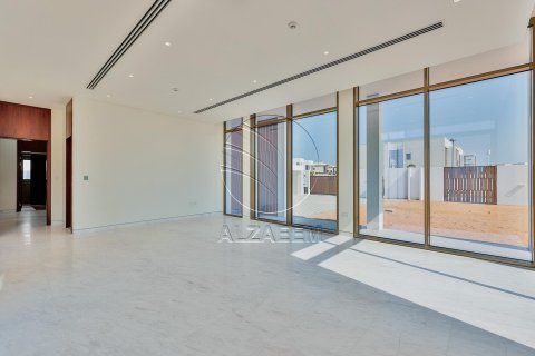 Villa de 5 dormitorios en Abu Dhabi, UAE No. 91111 16