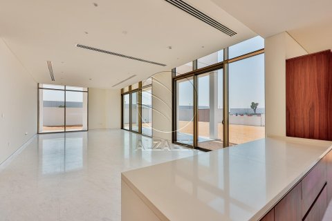 Villa de 5 dormitorios en Abu Dhabi, UAE No. 91111 22