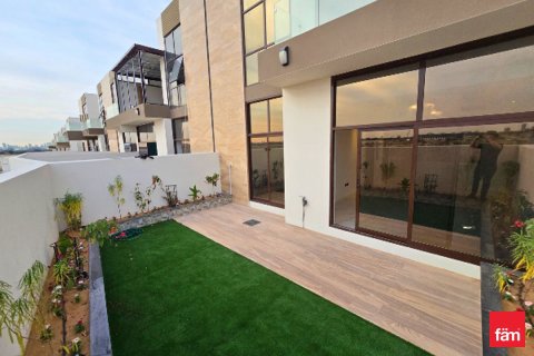 Townhouse de 4 dormitorios en Dubai, UAE No. 147735 3