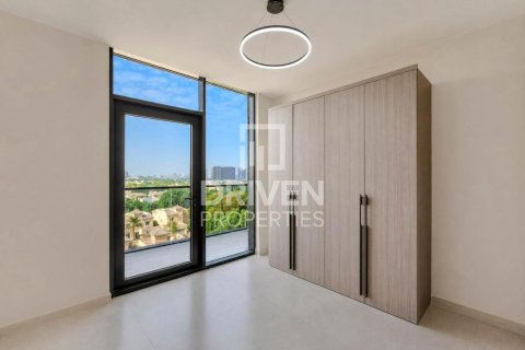 Квартира с 2 спальнями в Dubai Sports City, ОАЭ №209575 6
