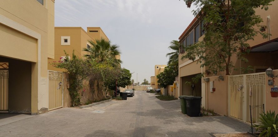 4 غرف نوم عقار تجاري في Al Raha Gardens, الإمارات العربية المتحدة رقم 34953