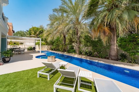 Villa de 5 dormitorios en Dubai Sports City, UAE No. 154356 23