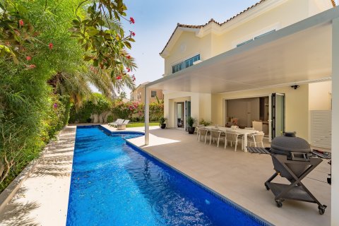 Villa de 5 dormitorios en Dubai Sports City, UAE No. 154356 24