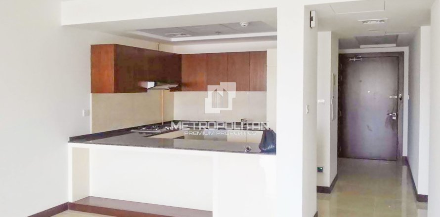 Apartment de 2 dormitorios en Jumeirah Village Circle, UAE No. 77596