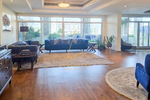 3 bedrooms Apartment in Dubai Investment Park, UAE No. 150277 8