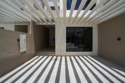 Таунхаус с 4 спальнями в DAMAC Hills (Akoya by DAMAC), ОАЭ №150280 7