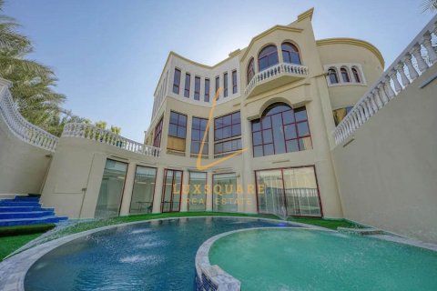 Villa de 8 dormitorios en Sector E, UAE No. 150282