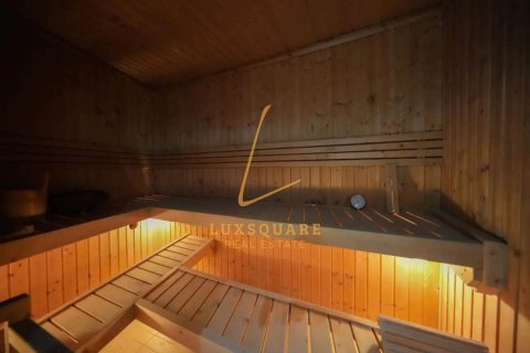 Villa de 8 dormitorios en Sector E, UAE No. 150282 25