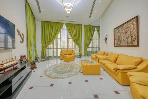 Villa de 8 dormitorios en Sector E, UAE No. 150282 14