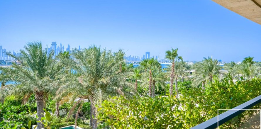3 bedrooms Apartment in The Crescent, UAE No. 194045