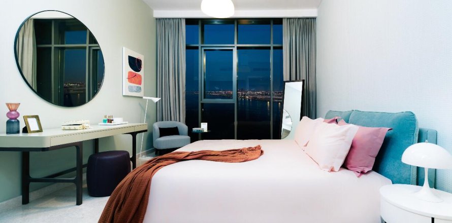 Квартира с 3 спальнями  №108745