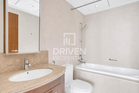 Appartement de 1 chambre à Standpoint Towers, UAE No. 207496 9