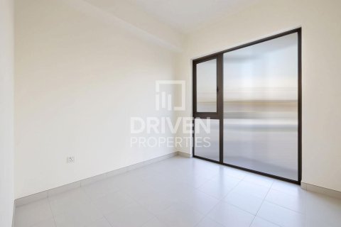 Villa de 4 chambres à EMAAR South, UAE No. 207493 3