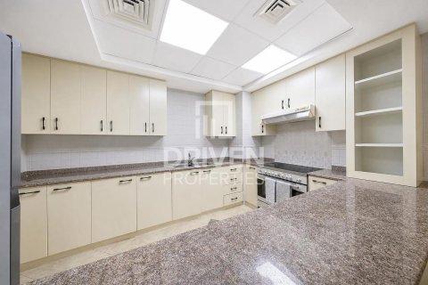 Appartement de 2 chambres à Motor City, UAE No. 207497 14