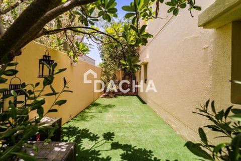 Villa de 3 dormitorios en Meadows, UAE No. 210330 15
