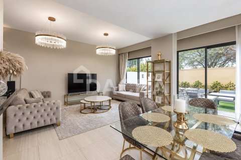 4 bedrooms Townhouse in DAMAC Hills (Akoya by DAMAC), UAE No. 210331 7