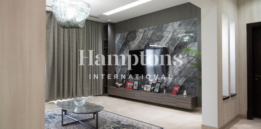 6 bedrooms Villa No. 126490