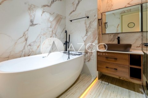 Квартира с 3 спальнями №92336 24