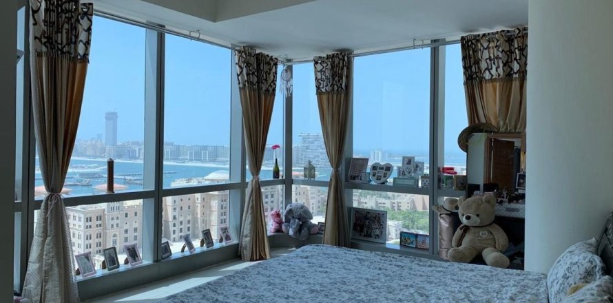 Квартира с 3 спальнями №120569