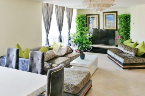 3 bedrooms Apartment No. 92339 2