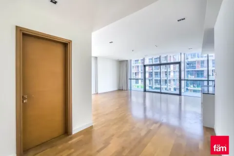 3 bedrooms Apartment in City Walk, UAE No. 208609 5