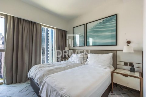 Apartment de 2 dormitorios en Address Harbour Point, UAE No. 193716 6