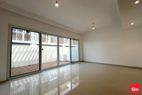 3 bedrooms Townhouse in Dubai, UAE No. 164317 8