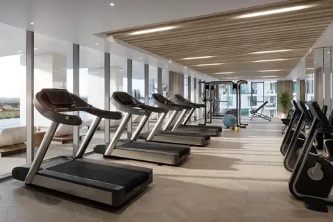 Studio Apartment in Abu Dhabi, UAE No. 171233 4