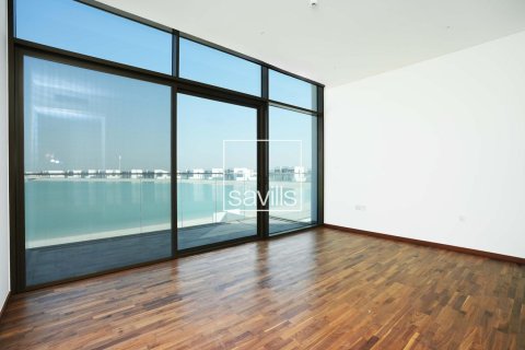 6 bedrooms Villa in Abu Dhabi, UAE No. 194817 23