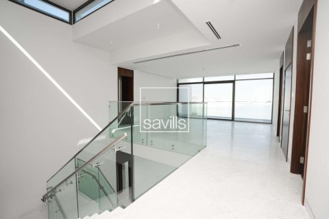 6 bedrooms Villa in Abu Dhabi, UAE No. 194817 20