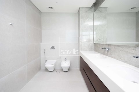 6 bedrooms Villa in Abu Dhabi, UAE No. 194817 14