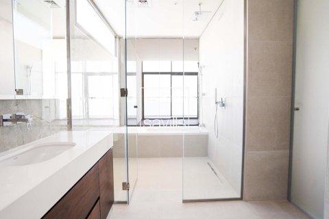 6 bedrooms Villa in Abu Dhabi, UAE No. 194817 13