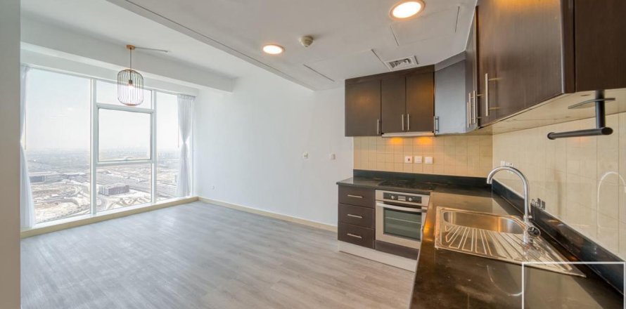 1 bedroom Apartment in Jumeirah Lake Towers, UAE No. 194032