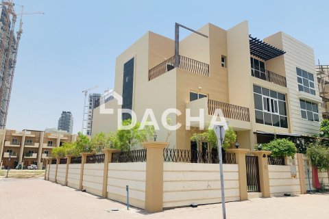 Вилла с 3 спальнями в District 15, ОАЭ №162074 25