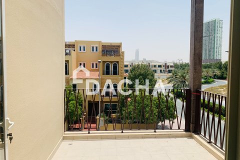 Вилла с 3 спальнями в District 15, ОАЭ №162074 11