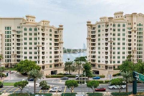 Appartement de 3 chambres à Shoreline Apartments, UAE No. 162070 3