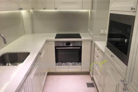 2 bedrooms Apartment in Dubai, UAE No. 327 5