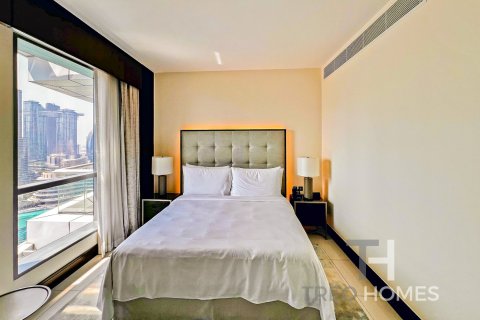 2 bedrooms Apartment in Burj Khalifa, UAE No. 73853 12