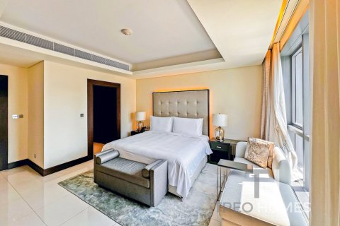 2 bedrooms Apartment in Burj Khalifa, UAE No. 73853 16