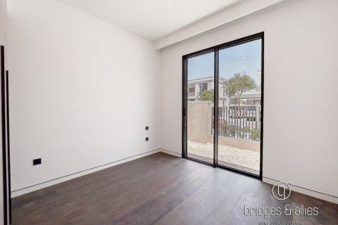 Villa de 4 dormitorios en Dubai, UAE No. 102394 12