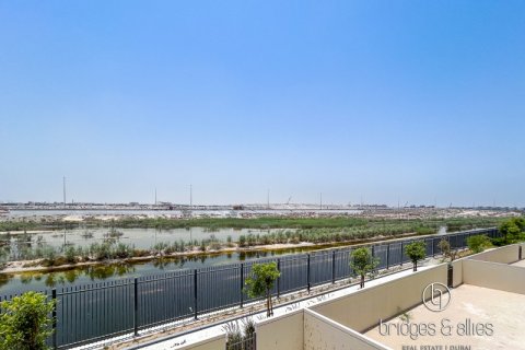 Villa de 4 dormitorios en Dubai, UAE No. 102394 21