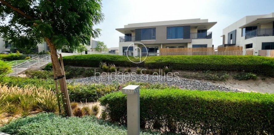 Villa de 5 dormitorios en Dubai Hills Estate, UAE No. 102410